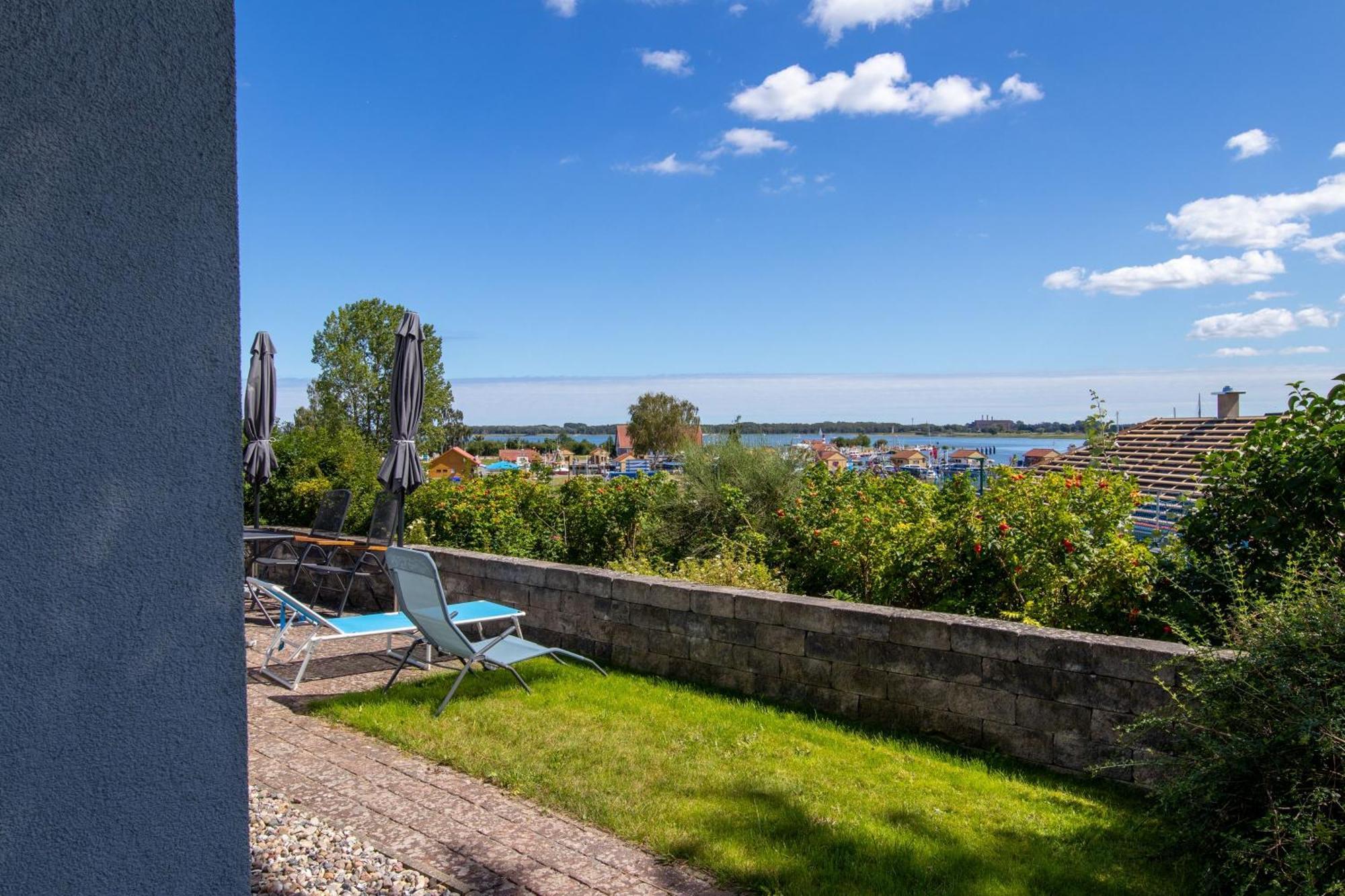 Reetdachhaus Im Fischerdorf Freest Exteriör bild